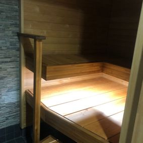 Uudistettu sauna